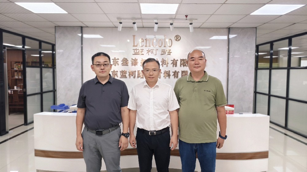 心系企業(yè)，情暖藍(lán)柯路——陳鎮(zhèn)長及鎮(zhèn)領(lǐng)導(dǎo)團(tuán)隊(duì)親臨指導(dǎo)，共繪發(fā)展藍(lán)圖